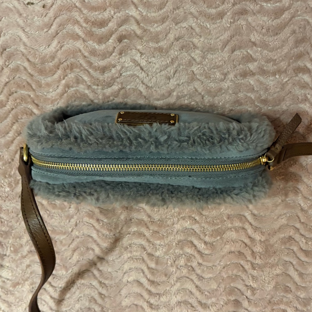 UGG Gray Shearling Fur-Trimmed Small Crossbody Bag with Wallet Card Slots - Picture 6 of 16